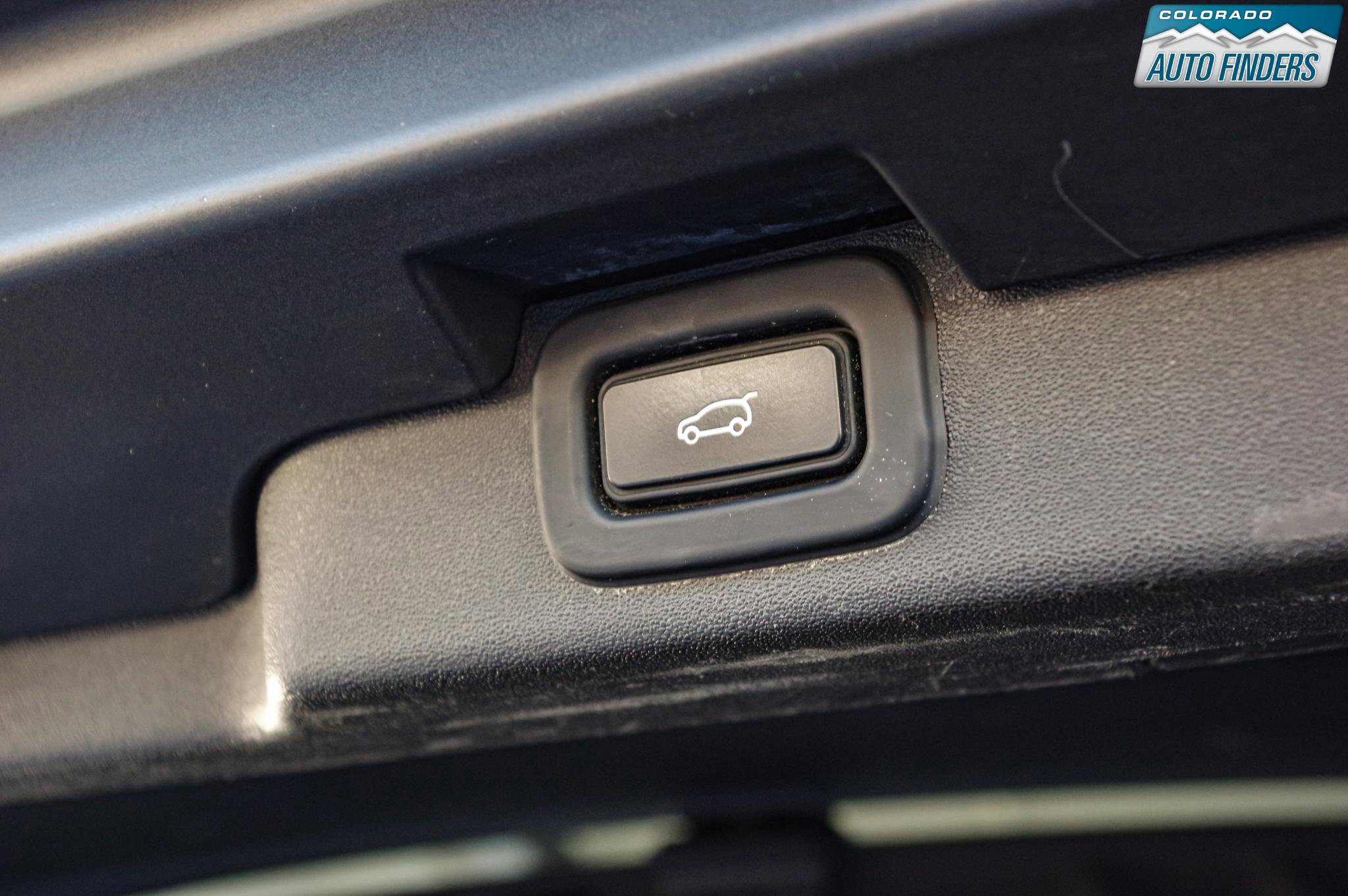 Used 2021 Land Rover Discovery S R-Dynamic image 29