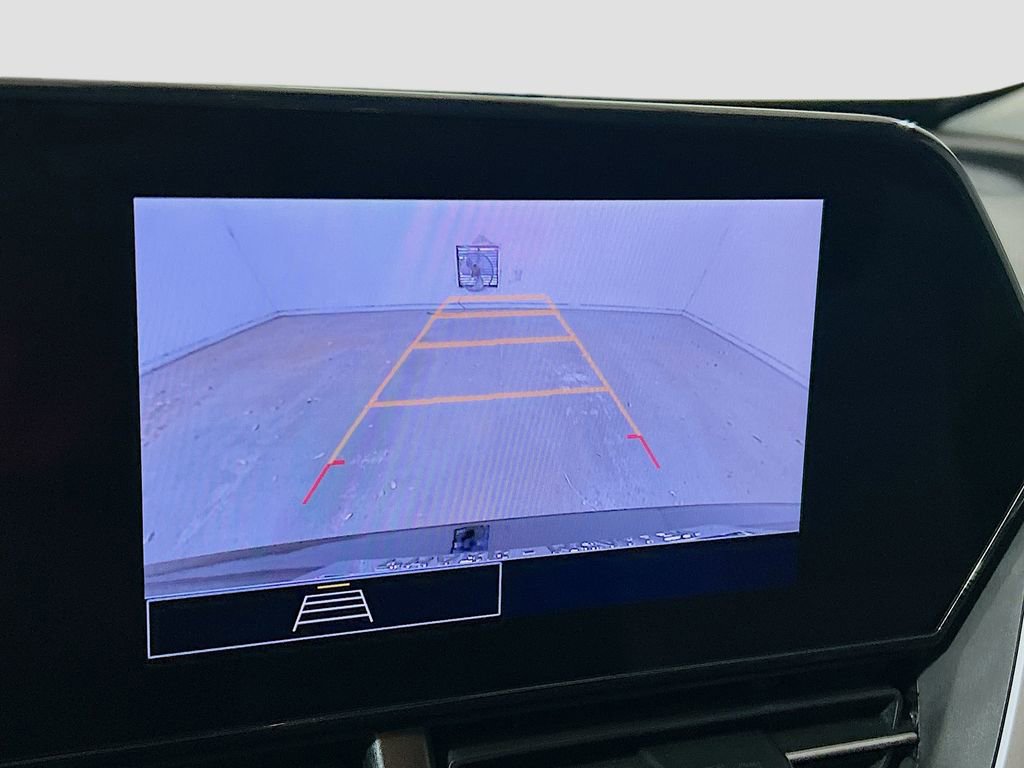 Used 2024 Chevrolet Trax LS w/ LS Convenience Package FWD image 11