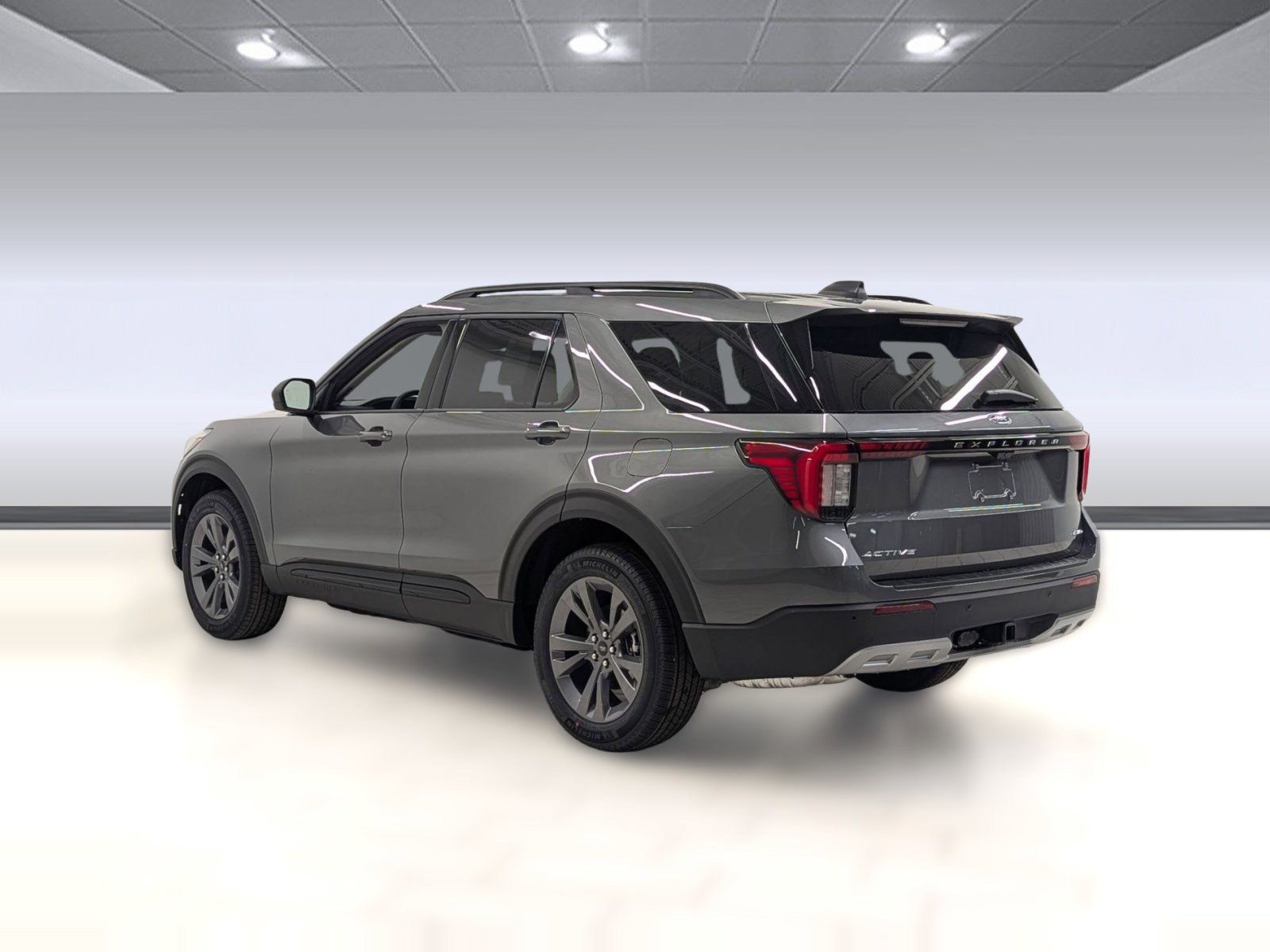 New 2026 Ford Explorer Active w/ Active Comfort Package image 2