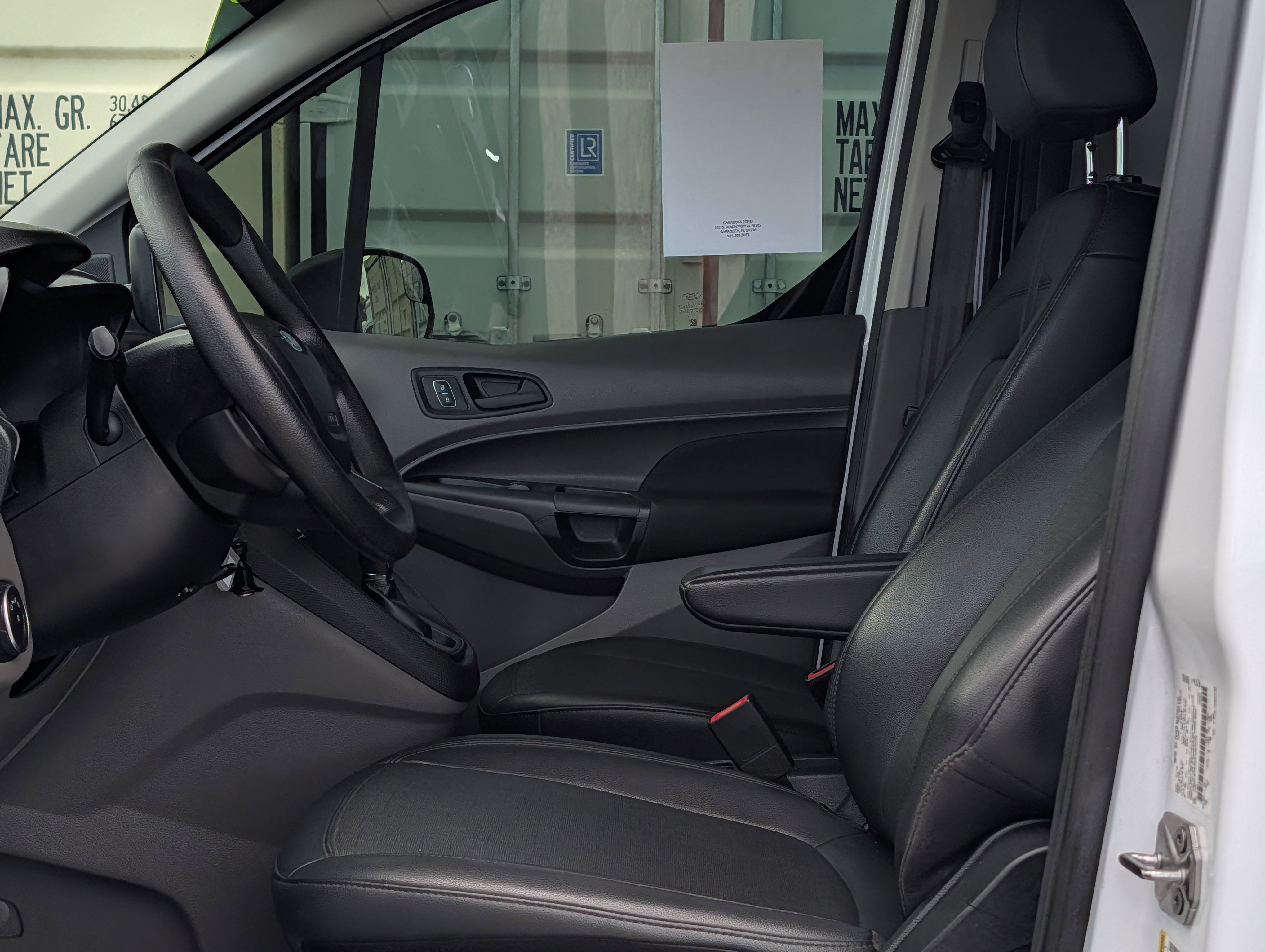Used 2019 Ford Transit Connect XL FWD image 18