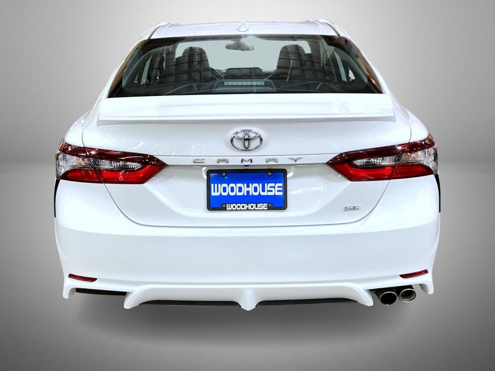 Used 2024 Toyota Camry SE image 6