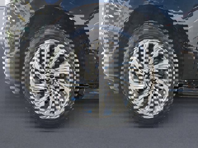 Used 2022 Lincoln Navigator 4WD image 14