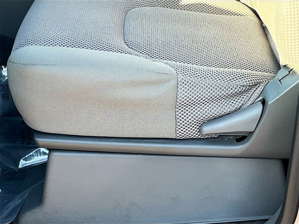 Used 2020 Nissan Frontier SV w/ Midnight Edition Floor Mats image 19