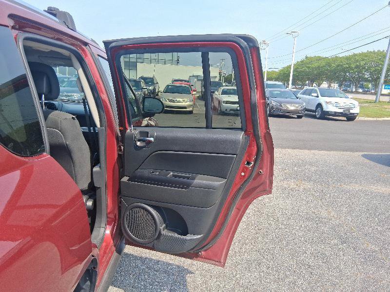 Used 2014 Jeep Compass Sport w/ Power Value Group AWD/4WD image 20
