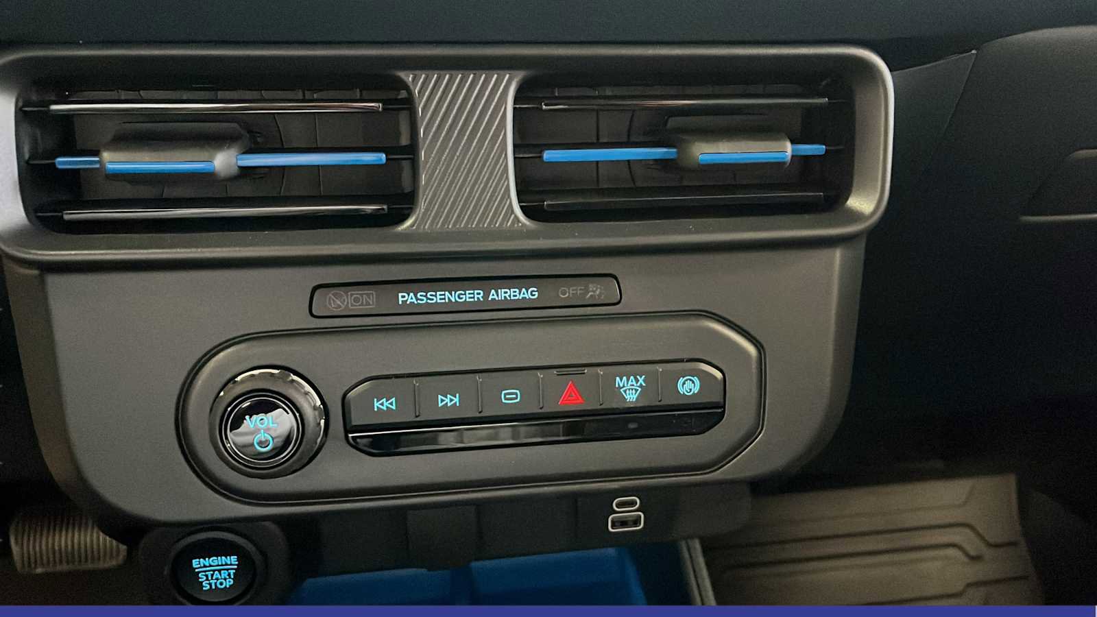 New 2026 Ford Maverick XLT w/ Equipment Group 301A image 39