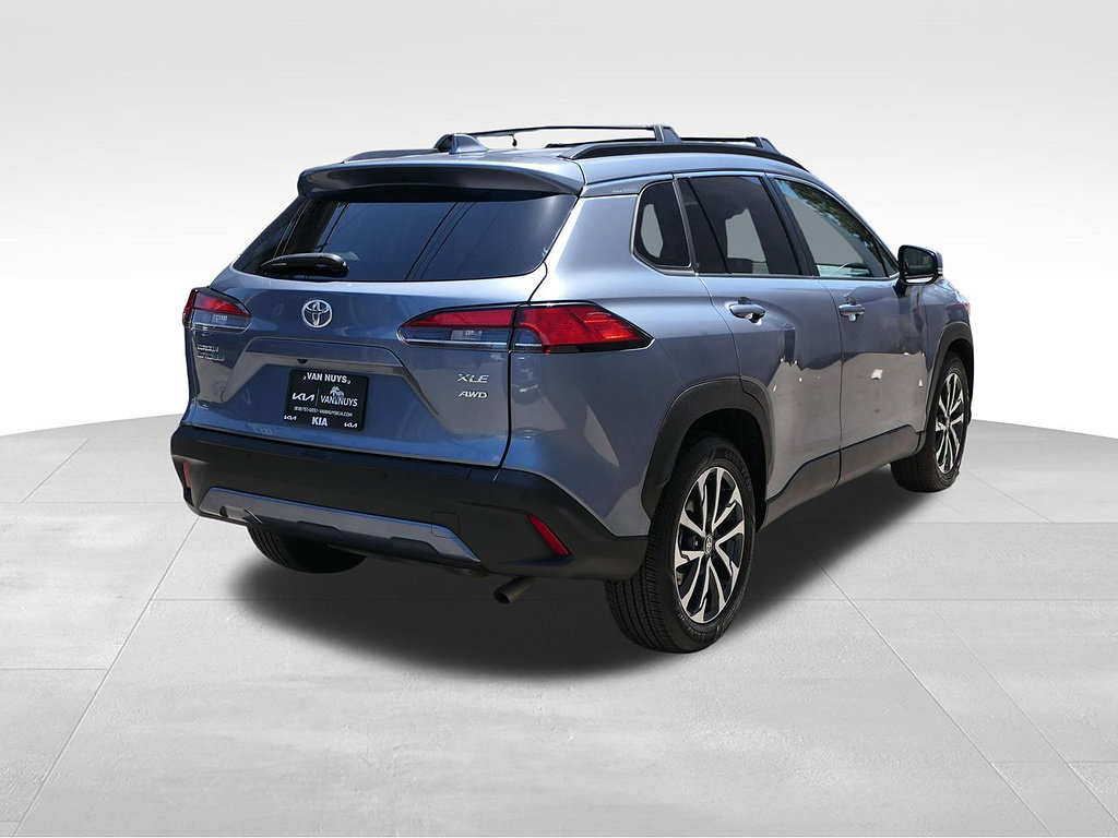 Used 2023 Toyota Corolla Cross XLE w/ Convenience Package AWD/4WD image 2