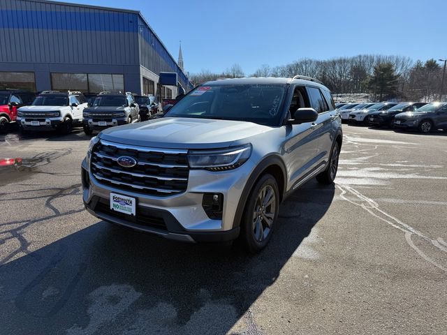 Used 2025 Ford Explorer Active w/ Active Comfort Package image 15