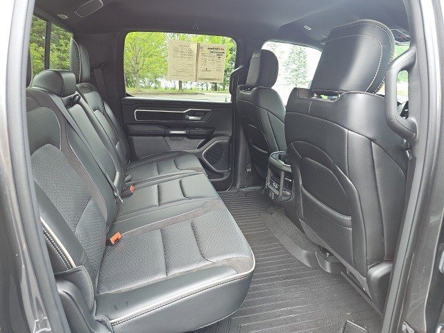 Used 2024 RAM 1500 Laramie image 16