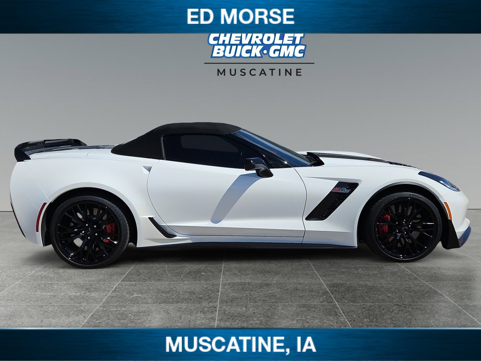 Used 2016 Chevrolet Corvette Z06 w/ 3LZ Preferred Equipment Group image 6