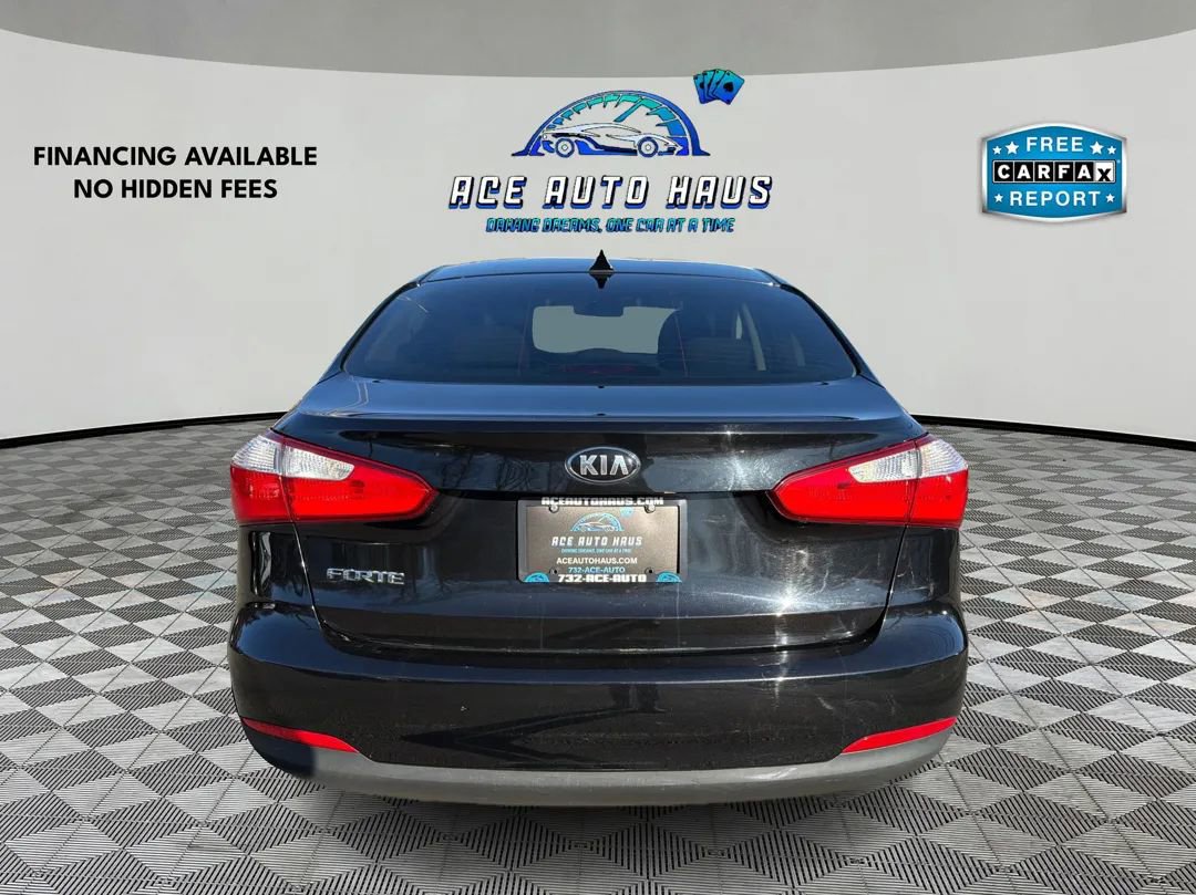 Used 2015 Kia Forte LX w/ Popular Package image 6