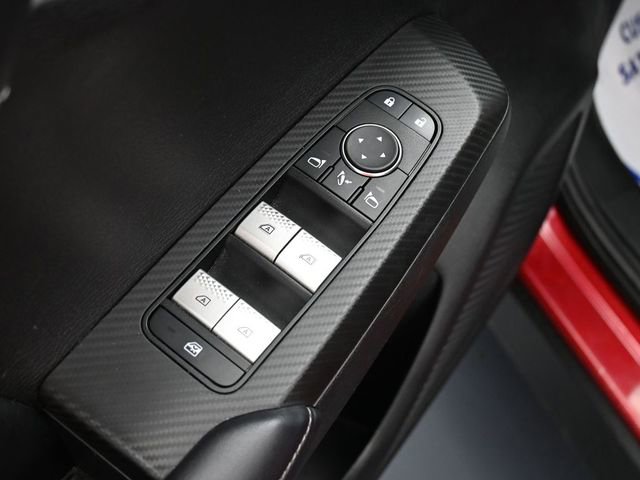 Used 2024 Mitsubishi Outlander SE image 16