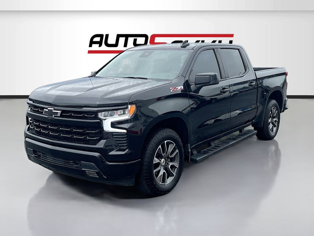 Used 2023 Chevrolet Silverado 1500 RST AWD/4WD image 3