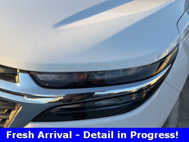 Used 2022 Chevrolet Equinox LS w/ LS Convenience Package image 3