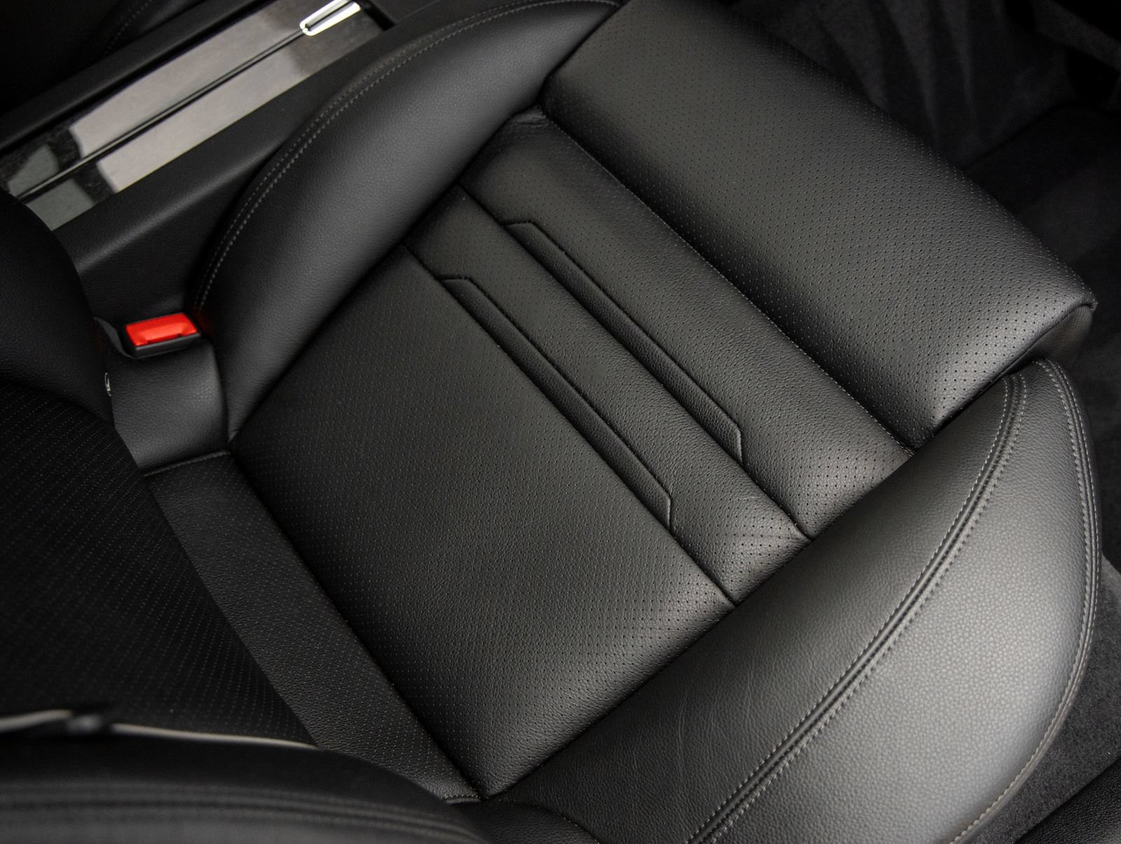 Certified 2020 Porsche Panamera 4S Executive AWD/4WD image 41