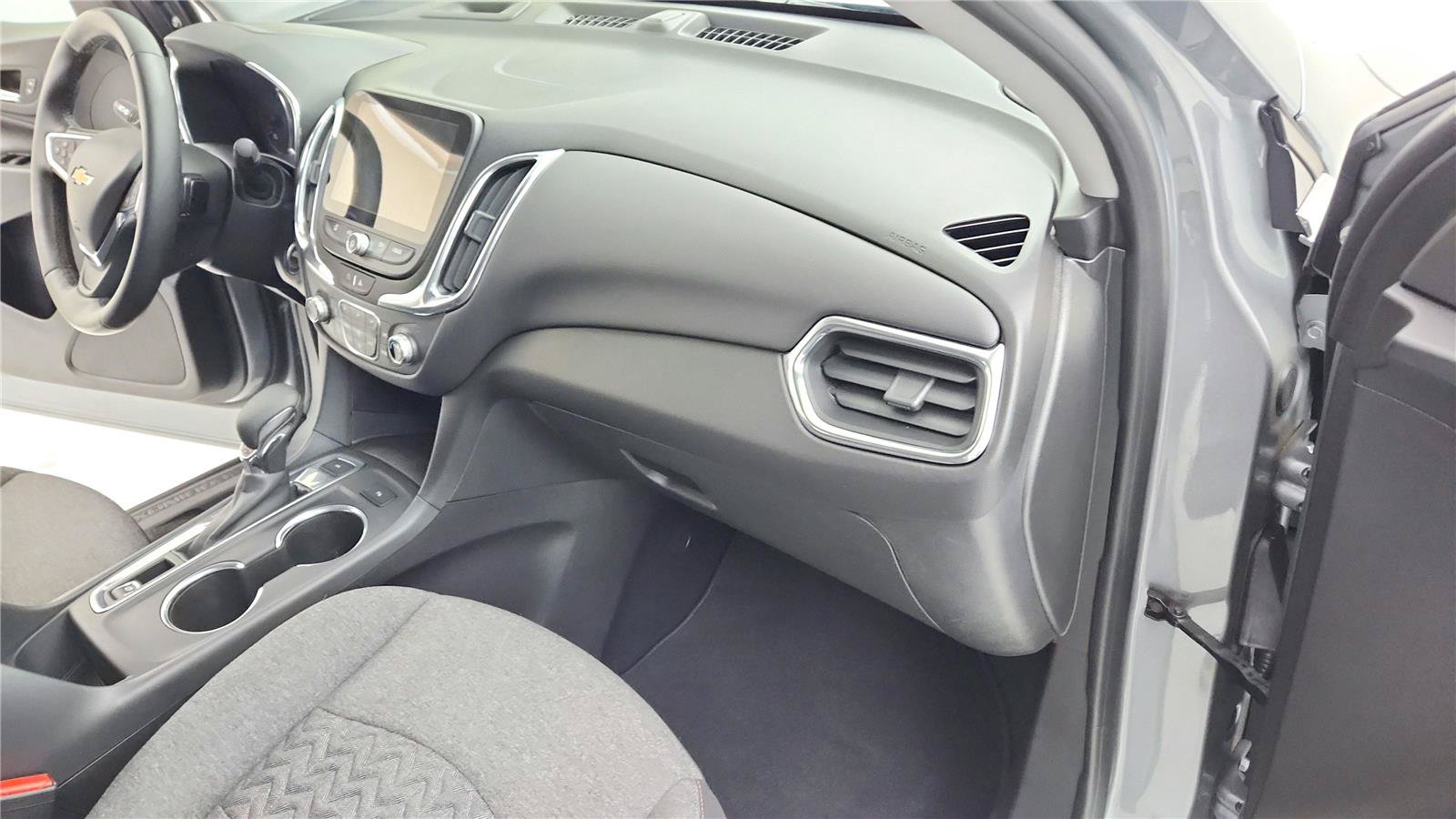 Used 2024 Chevrolet Equinox LT AWD/4WD image 19