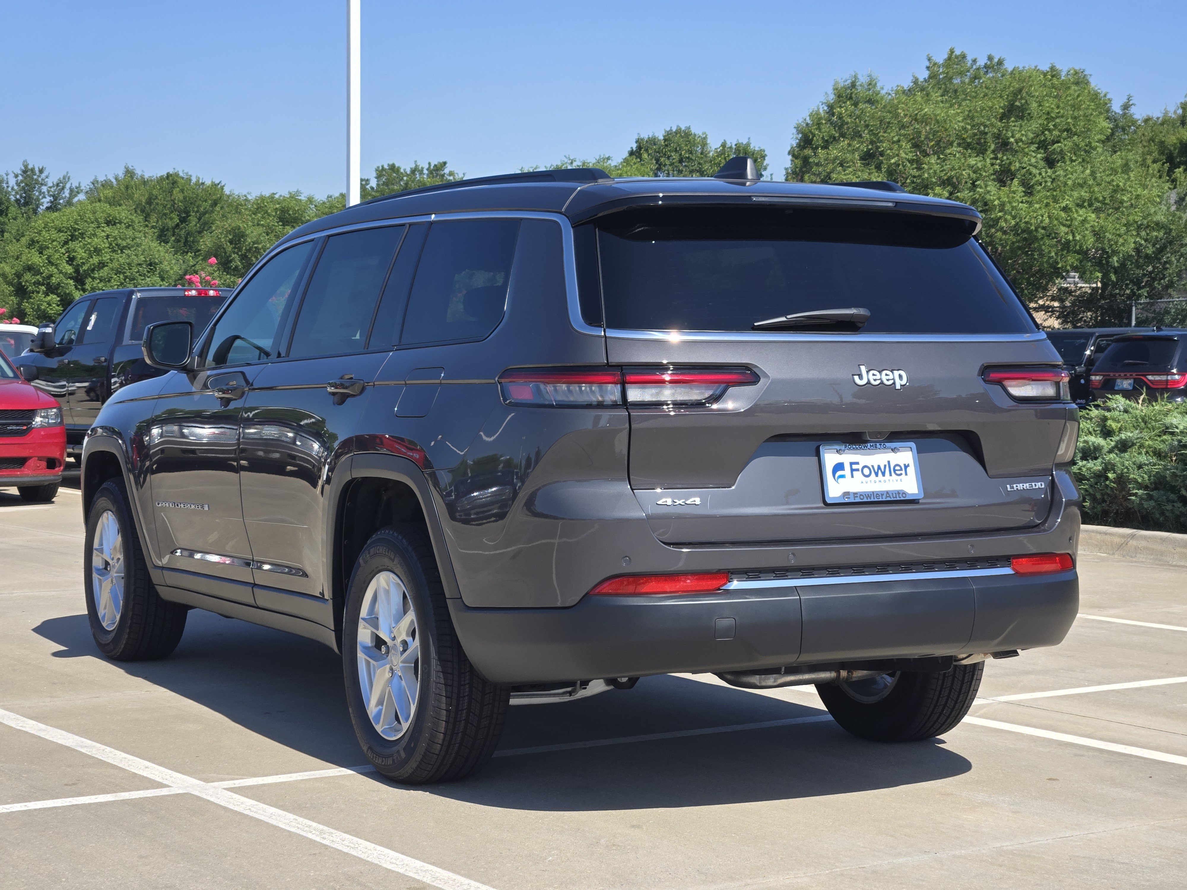 New 2026 Jeep Grand Cherokee L 4WD image 3