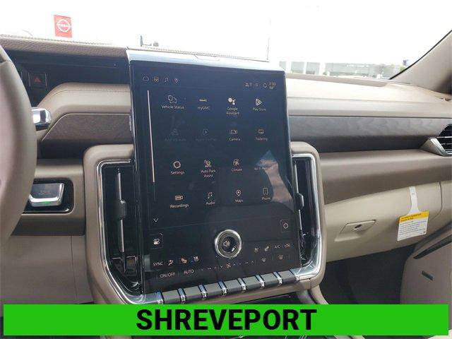 New 2026 GMC Yukon Denali w/ Denali Reserve Package image 17