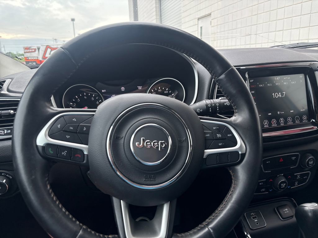 Used 2019 Jeep Compass Limited FWD image 18