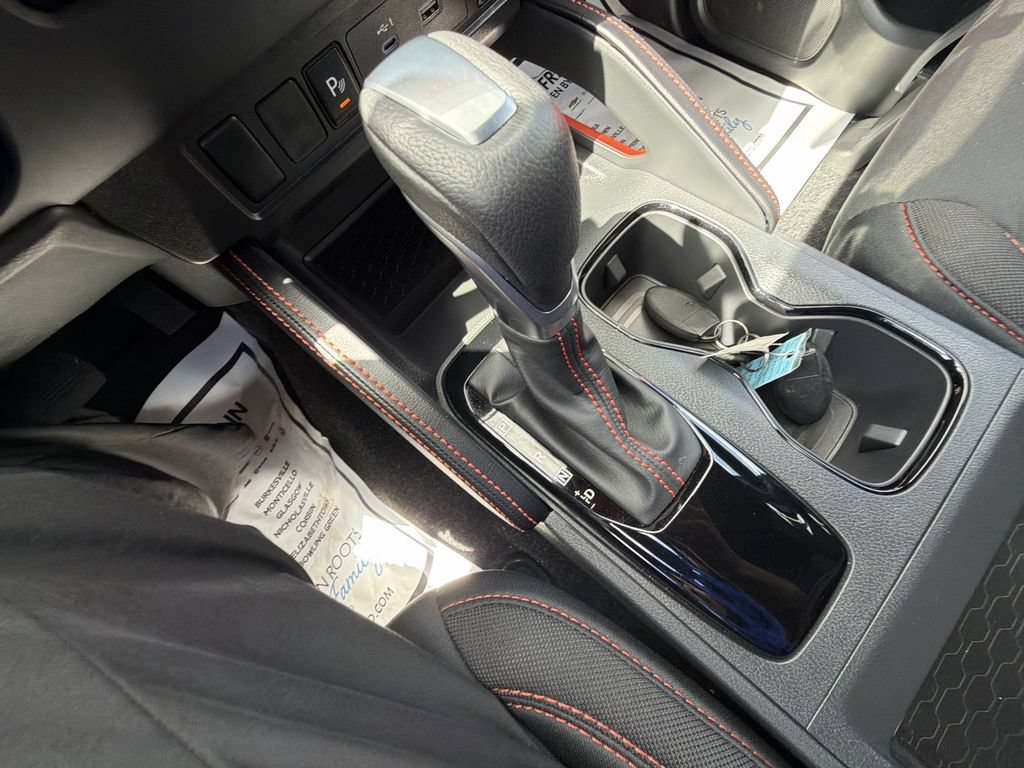 Used 2025 Nissan Frontier PRO-4X AWD/4WD image 27