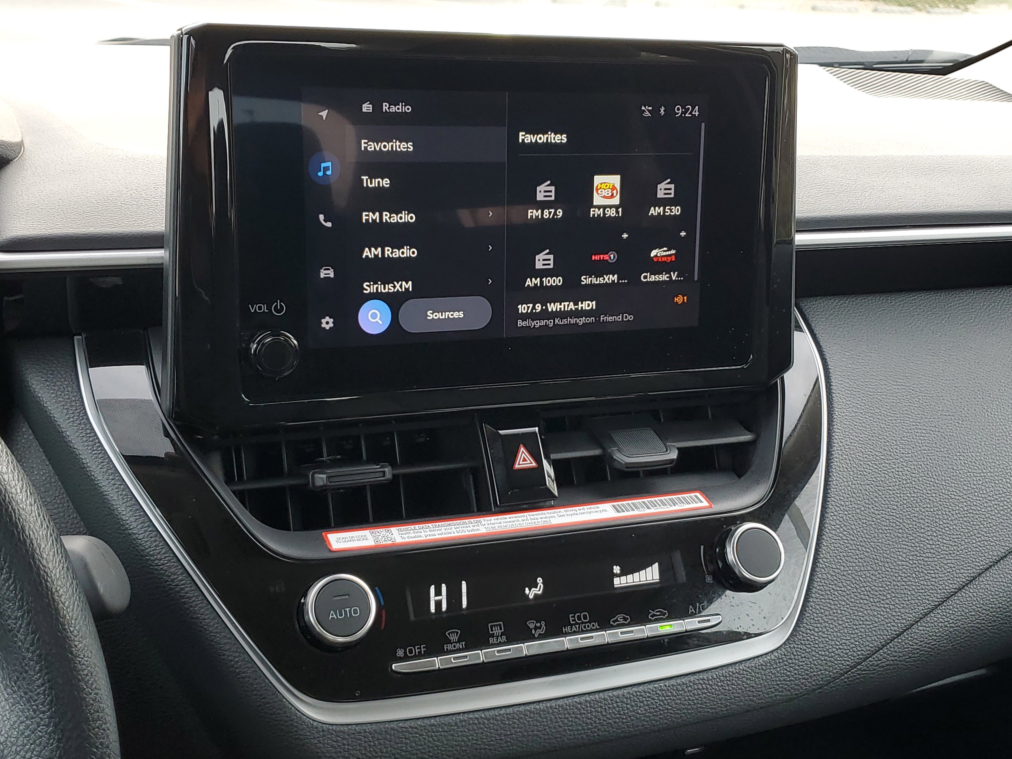 Certified 2025 Toyota Corolla LE image 23