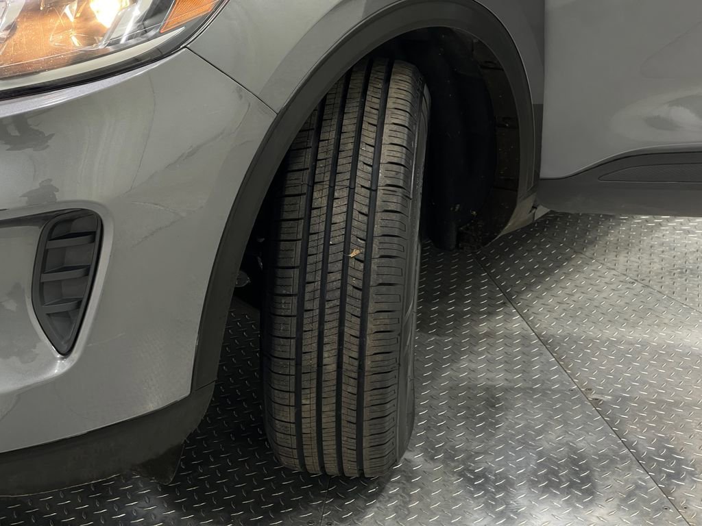 Used 2022 Ford Escape SE w/ Cold Weather Package image 34