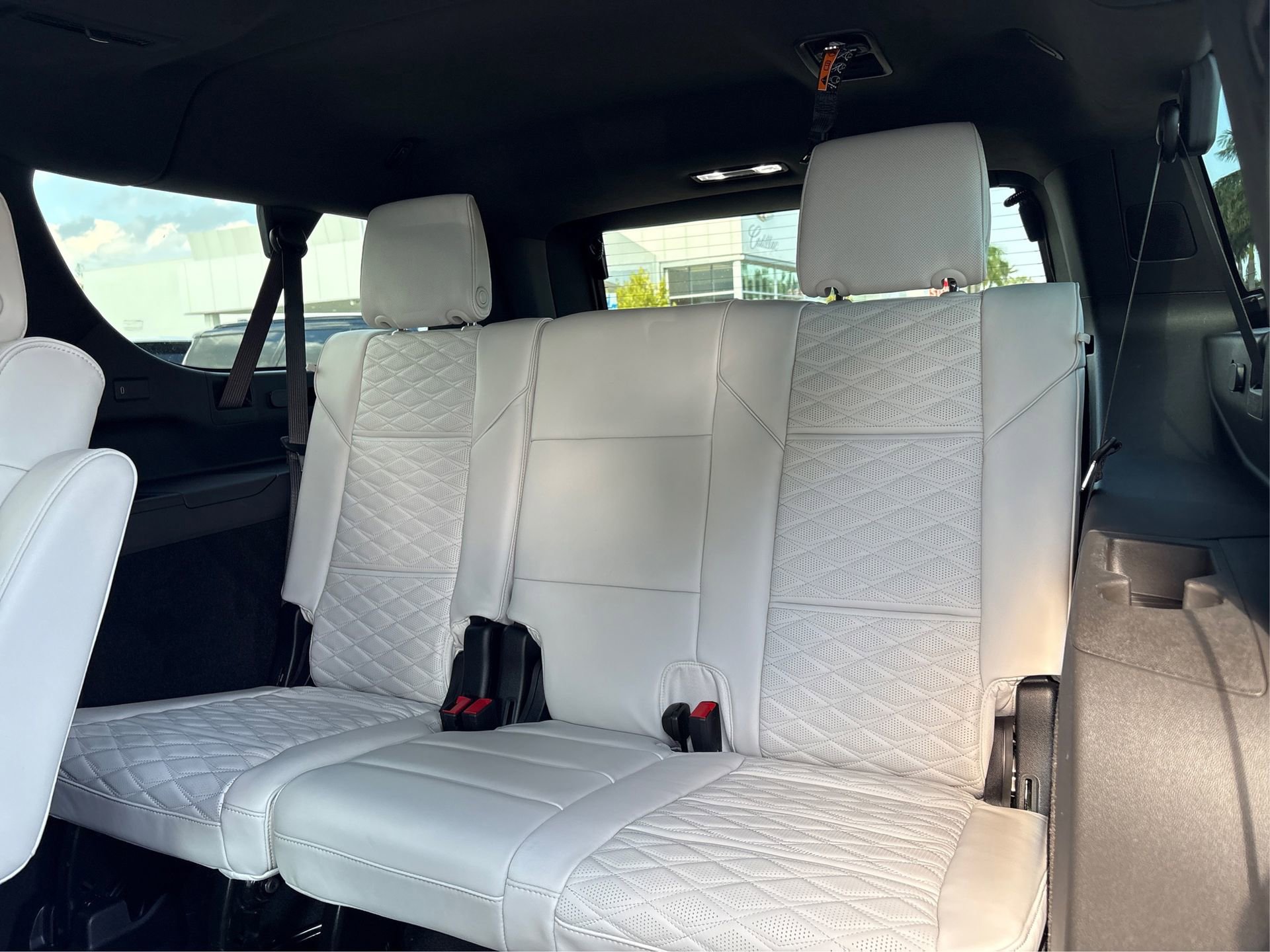 New 2026 Cadillac Escalade ESV Platinum Sport w/ LPO, ONYX Package image 12