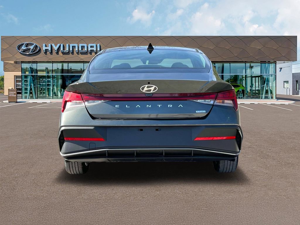 New 2025 Hyundai Elantra Blue image 6