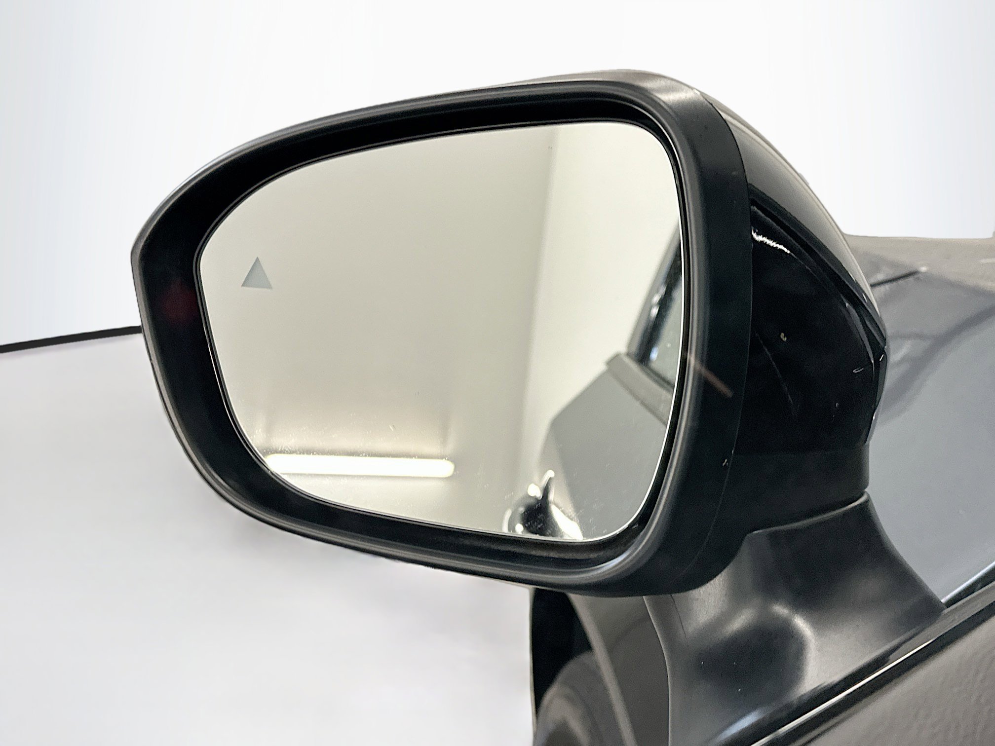 Used 2024 Nissan Ariya AWD image 16