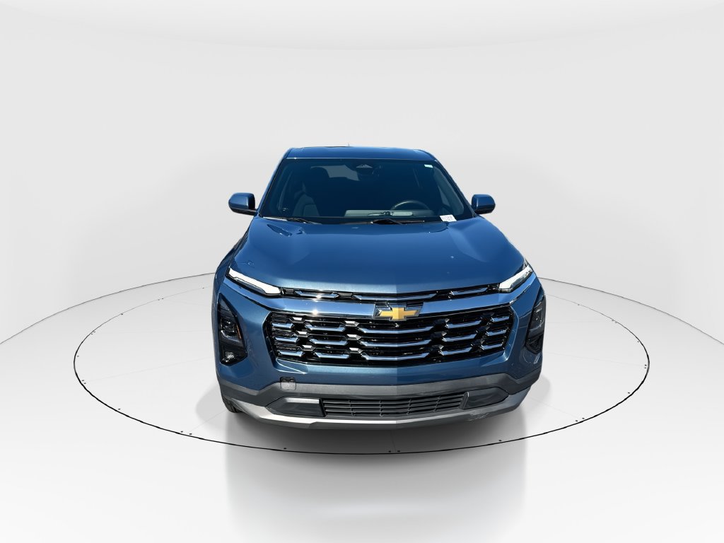 Used 2025 Chevrolet Equinox LT w/ Safety and Technology Package AWD/4WD image 3