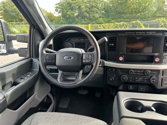 Used 2024 Ford F250 XLT image 14
