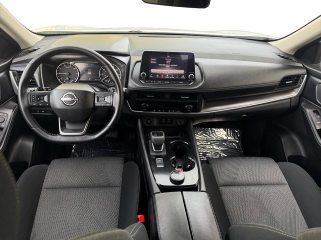 Used 2025 Nissan Rogue SV image 13