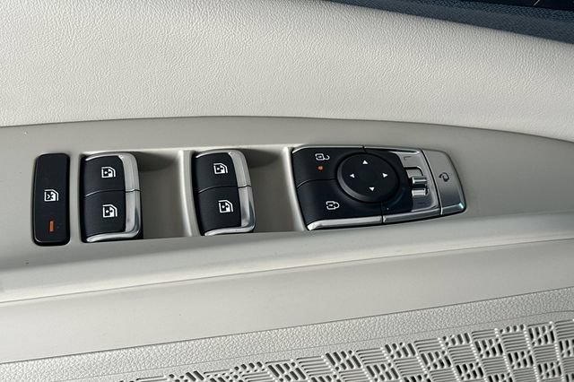 New 2026 Kia Carnival EX FWD image 13