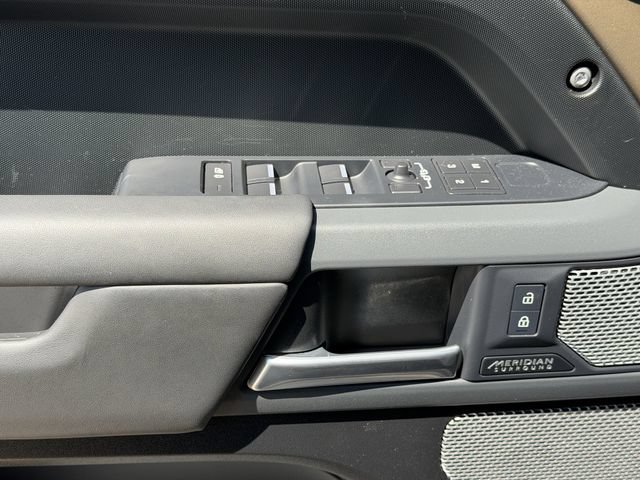Used 2023 Land Rover Defender 130 X AWD/4WD image 25