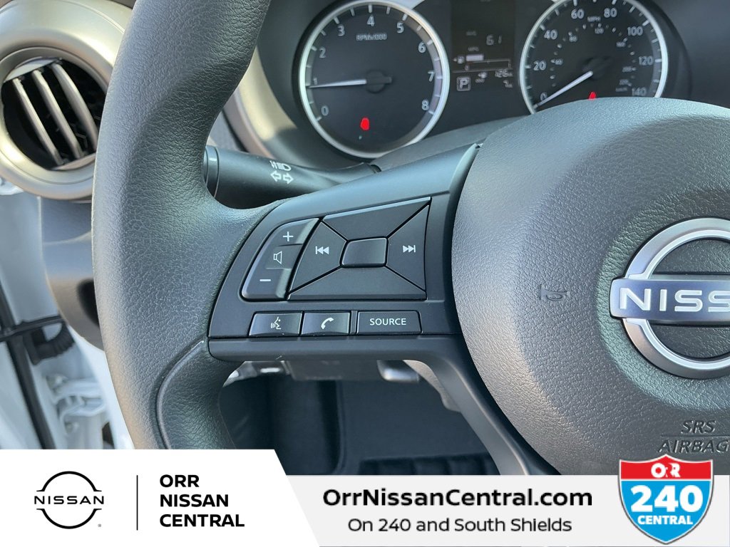 New 2025 Nissan Kicks Play S image 19