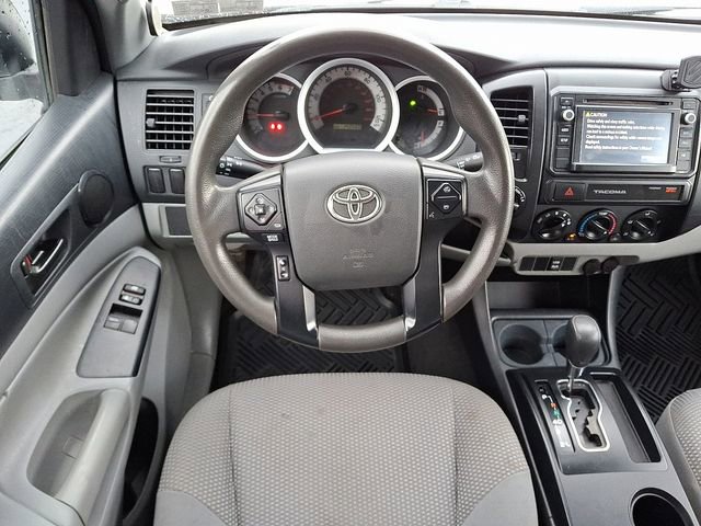 Used 2015 Toyota Tacoma 4x4 Access Cab V6 image 13