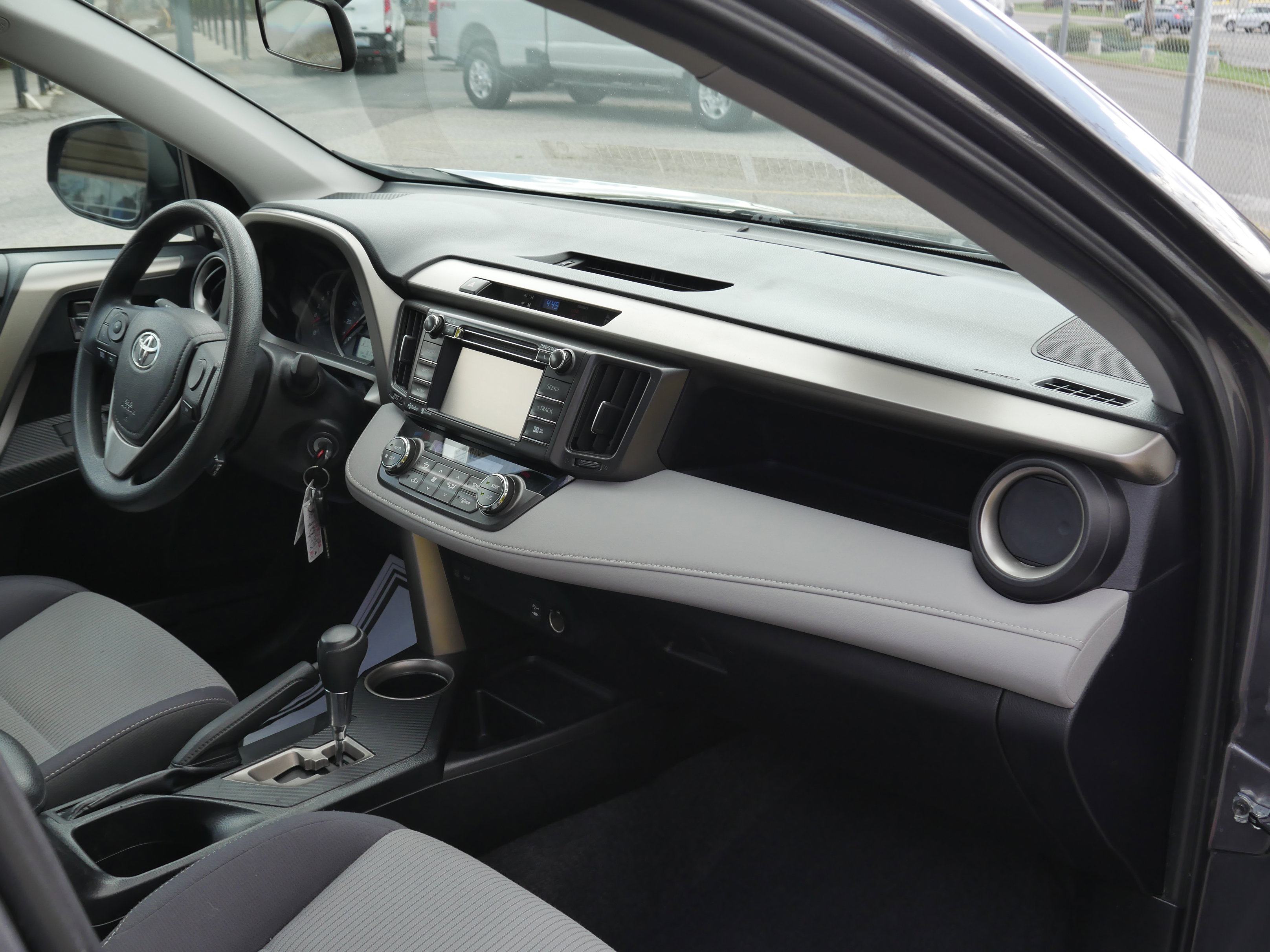 Used 2014 Toyota RAV4 XLE FWD image 26