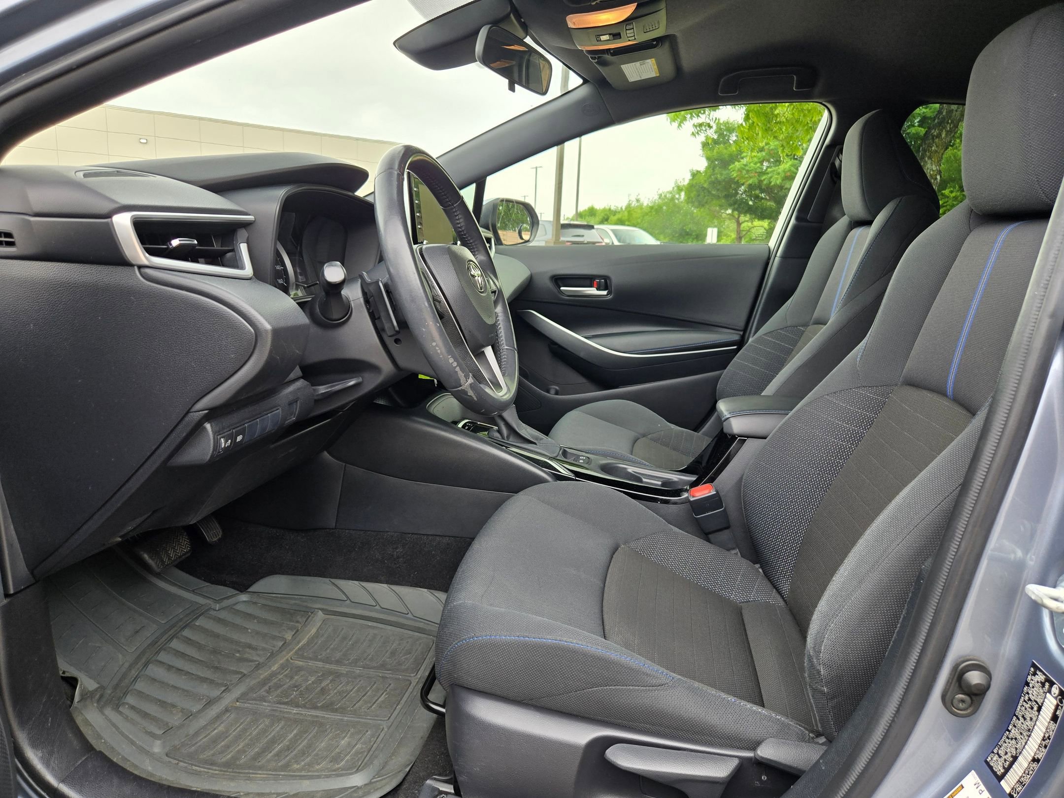 Used 2020 Toyota Corolla SE FWD image 9