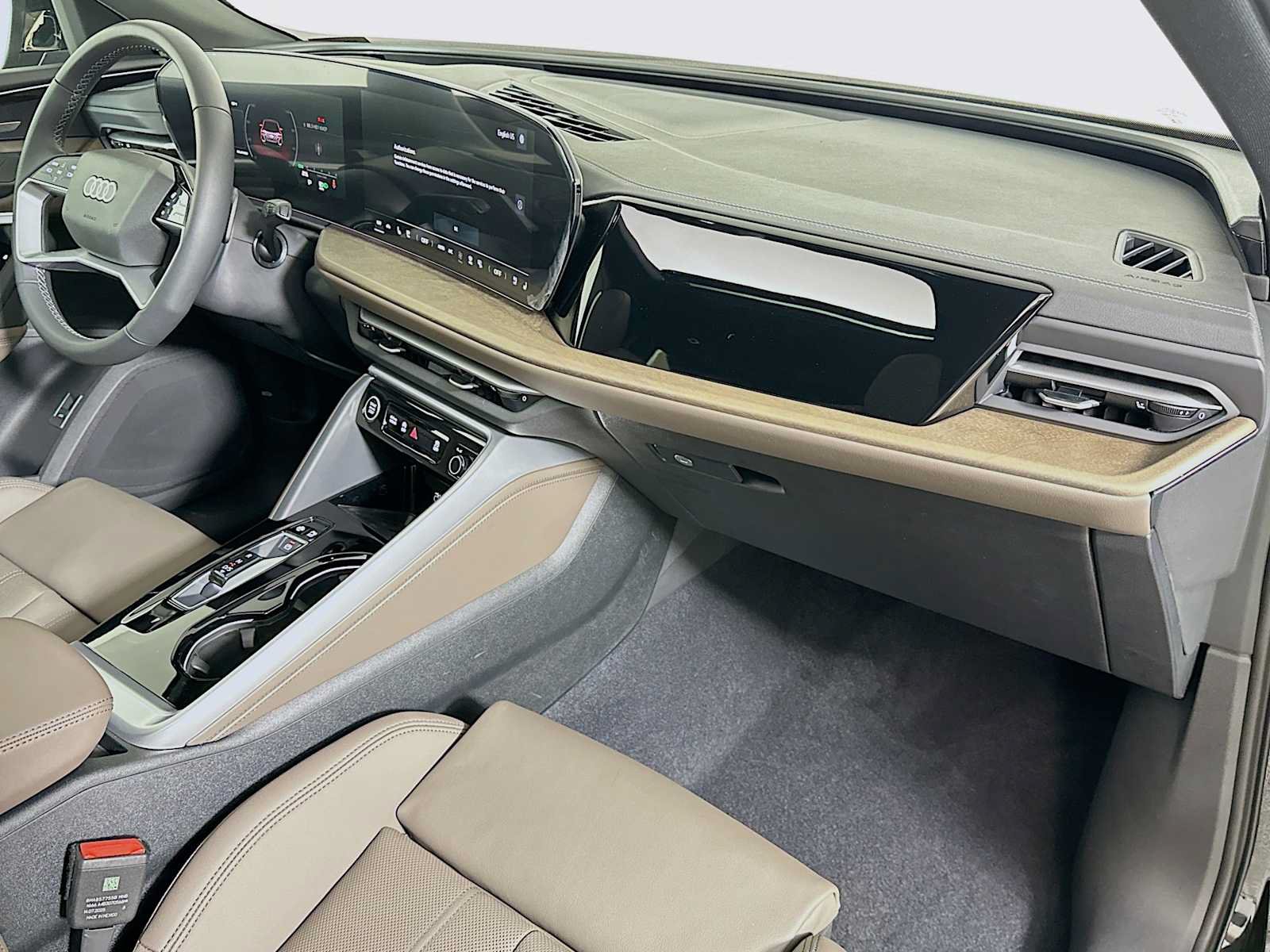 New 2025 Audi Q5 Premium Plus AWD/4WD image 28