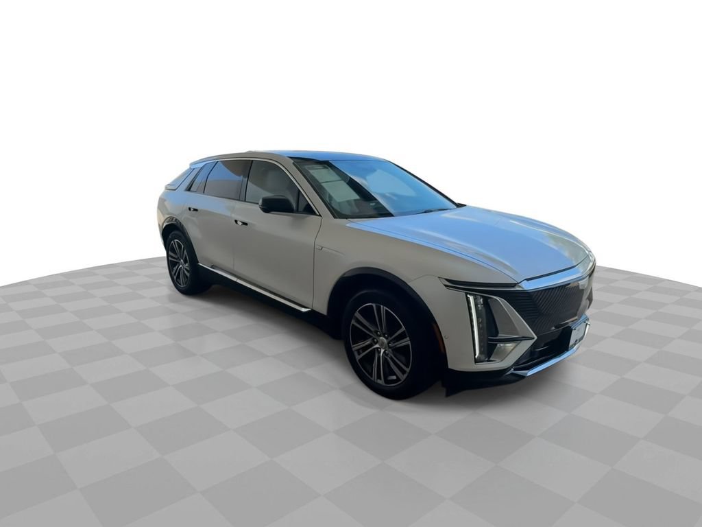 Certified 2024 Cadillac Lyriq Luxury w/ LPO, Floor Liner Package AWD/4WD image 2