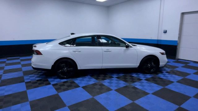 Certified 2023 Honda Accord Sport image 9