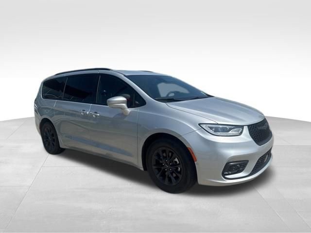 Used 2022 Chrysler Pacifica Touring-L FWD image 15