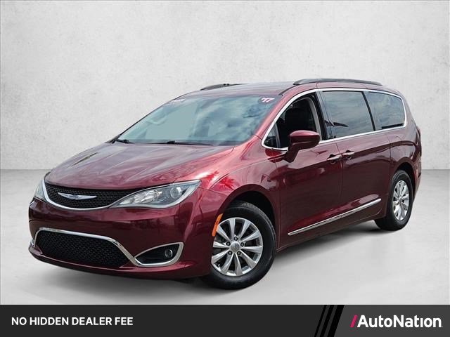 Used 2017 Chrysler Pacifica Touring-L FWD video 1