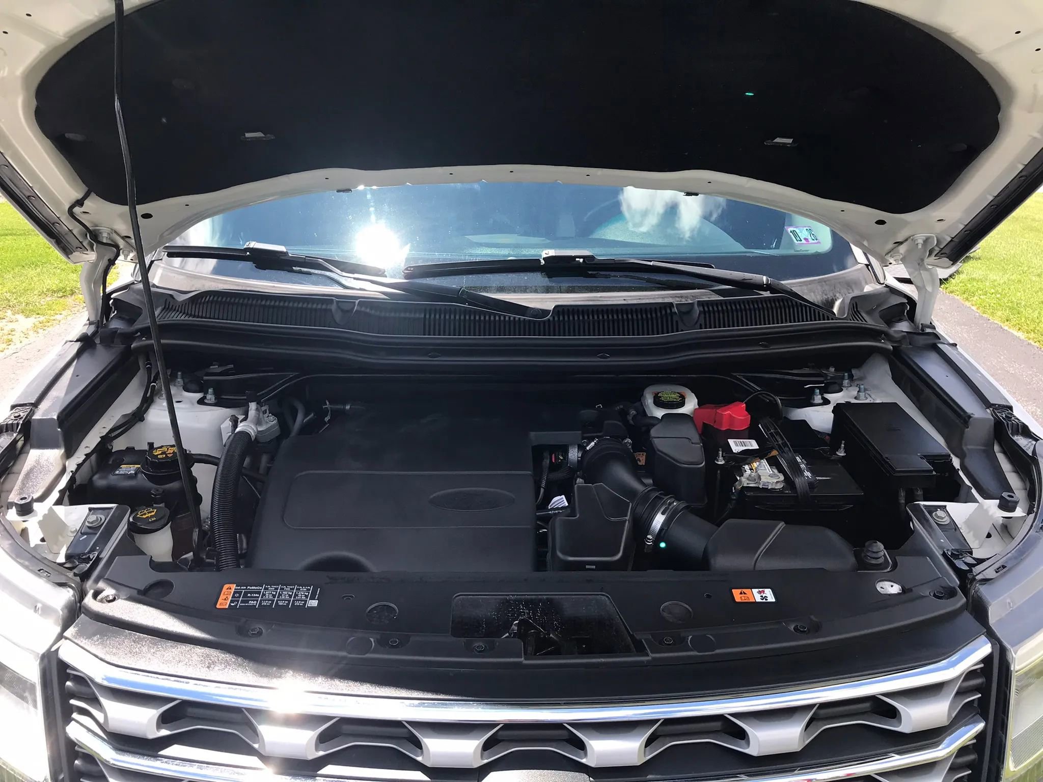 Used 2017 Ford Explorer Limited w/ Equipment Group 301A AWD/4WD image 58
