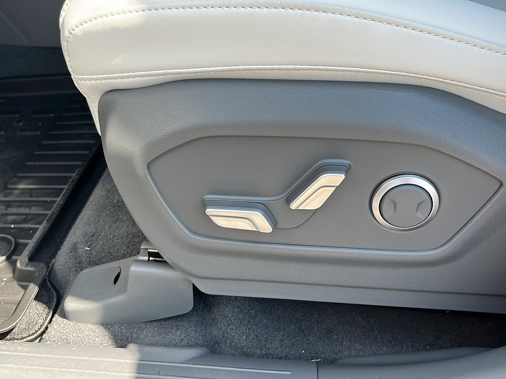 New 2027 Hyundai Santa Fe SEL AWD/4WD image 15
