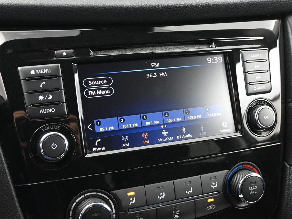 Used 2019 Nissan Rogue S w/ Special Edition Package image 13