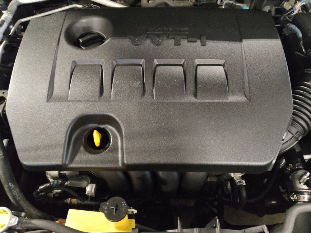 Used 2015 Toyota Corolla LE FWD image 30