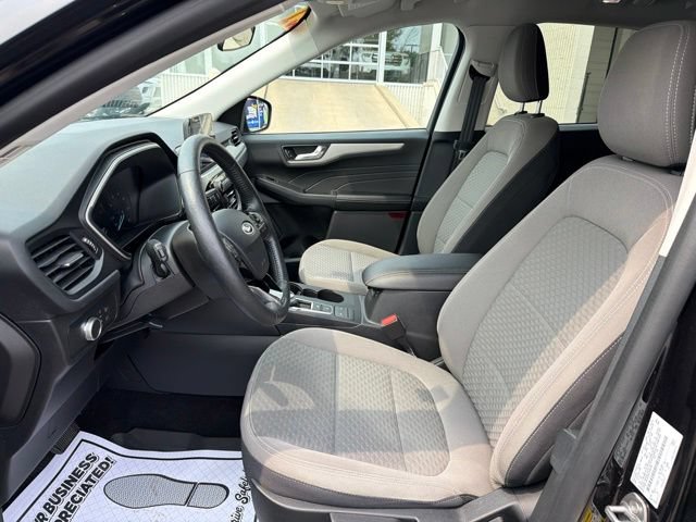 Used 2021 Ford Escape SE w/ Cold Weather Package AWD/4WD image 13