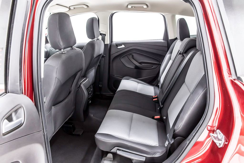 Used 2019 Ford Escape SE image 29