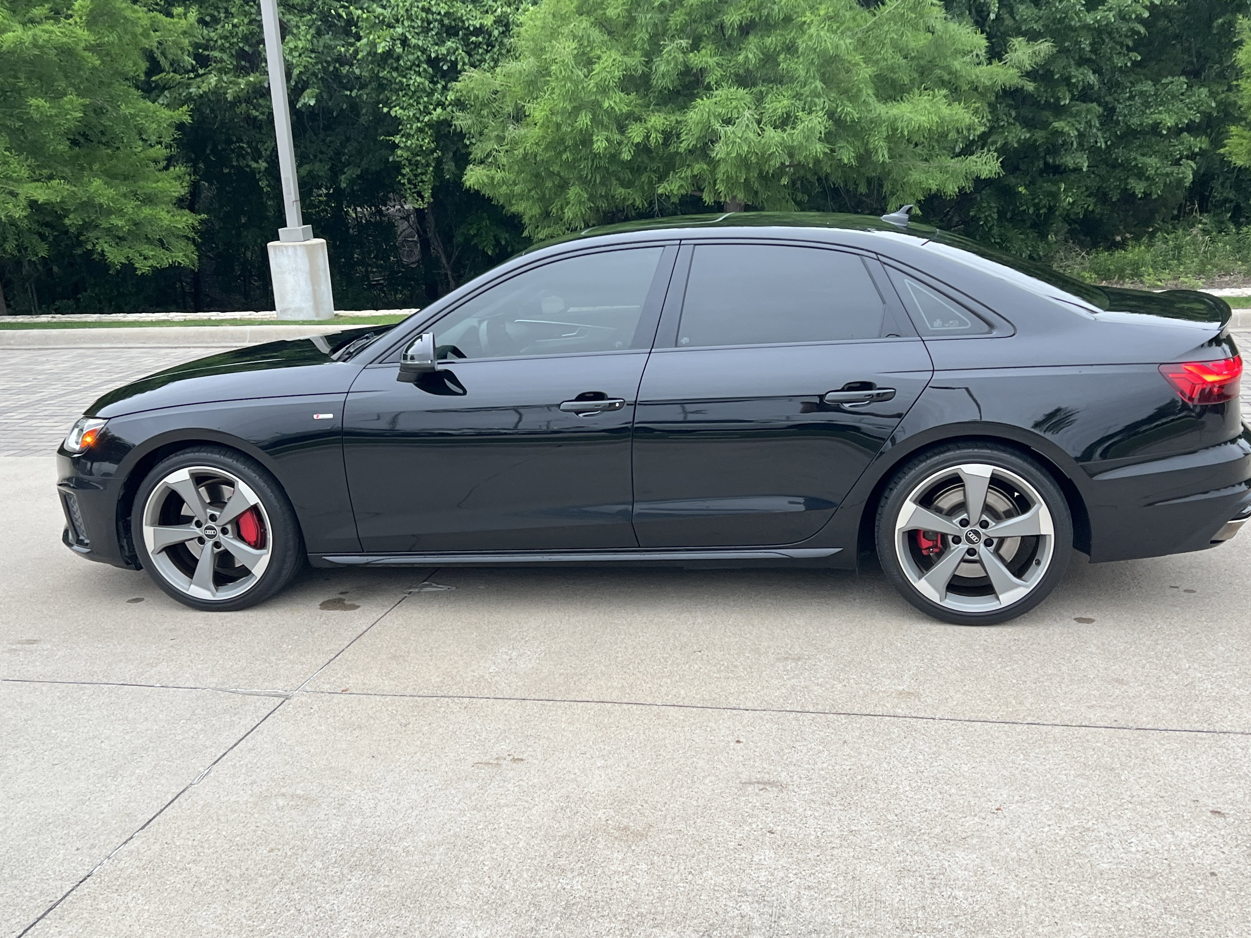 Used 2023 Audi A4 2.0T Premium Plus w/ Premium Plus Package AWD/4WD image 7