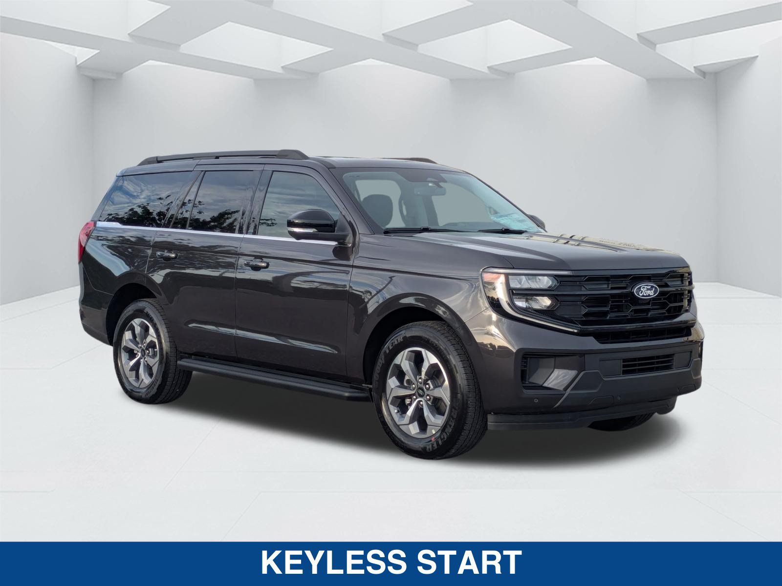 New 2027 Ford Expedition Active RWD video 3